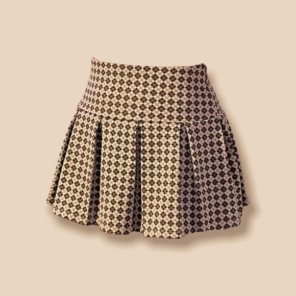 NWOT Tillys Brown Pleated Argyle Mini Skirt - Picture 1 of 5